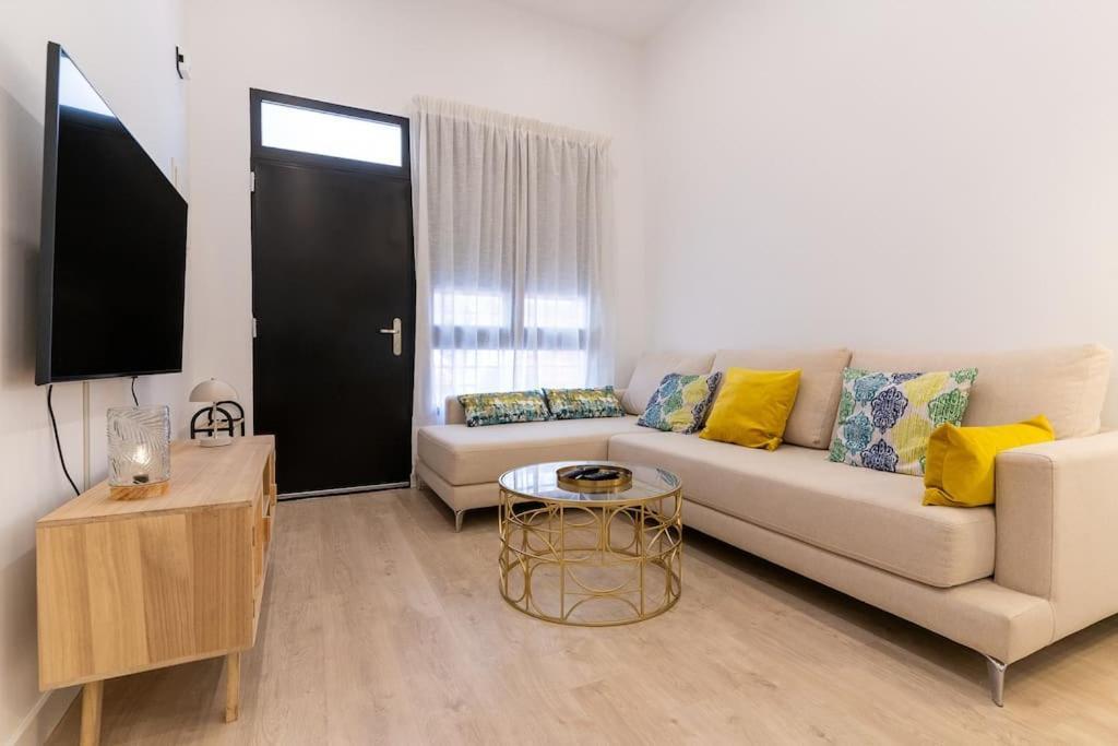 Apartamento Nuevo En El Centro De 埃尔切 外观 照片